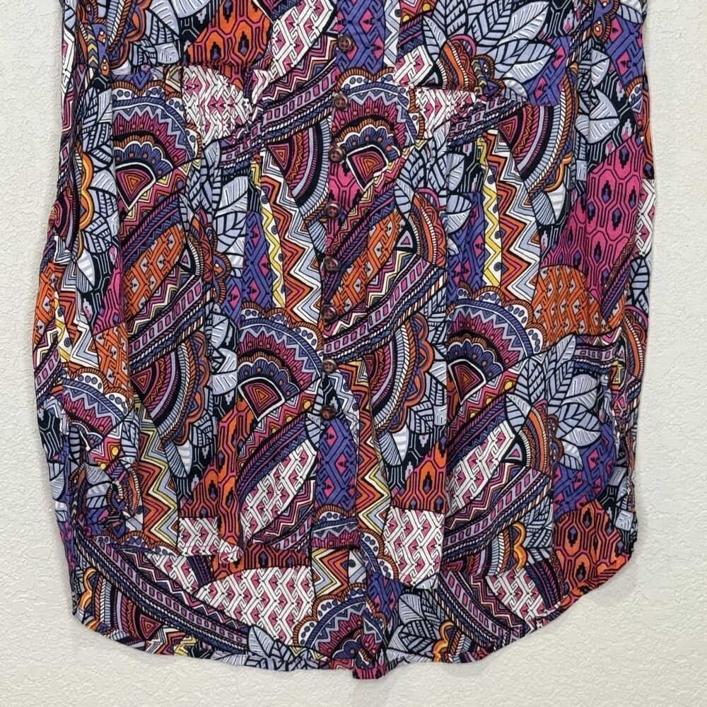 Sleeveless Printed V-Neck Top - Multicolor - Picture 5 of 8